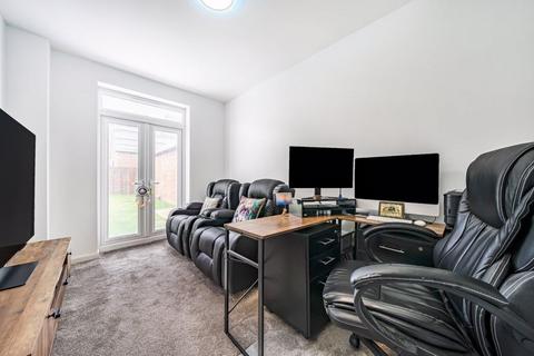 125 Camp Road, Upper Heyford, Bicester, OX25 5BP