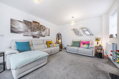 125 Camp Road, Upper Heyford, Bicester, OX25 5BP