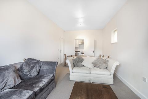 3 bedroom apartment to rent, Beech Road, Headington