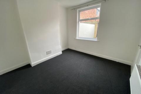 2 bedroom terraced house to rent, Mellor Street, Stockton-on-Tees, TS19 0BT