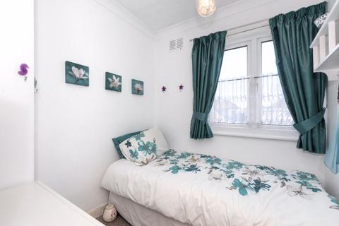 134 Brixham Road, Welling, DA16 1EJ