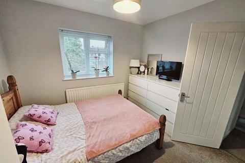 218 Crayford Way, Dartford, DA1 4LR