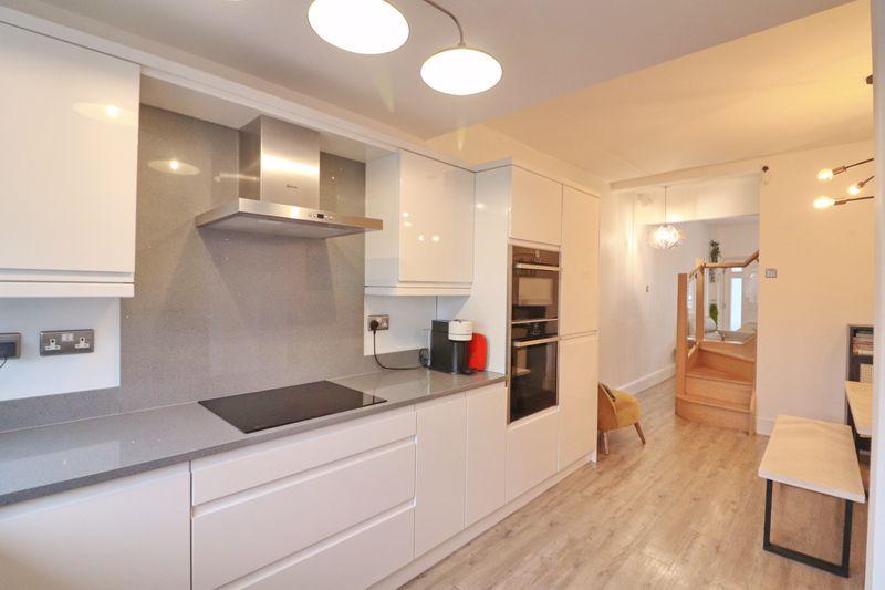 Kitchen/Dining Area