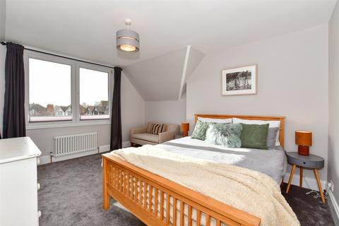 3 bedroom maisonette for sale, Radnor Bridge Road, Folkestone, Kent