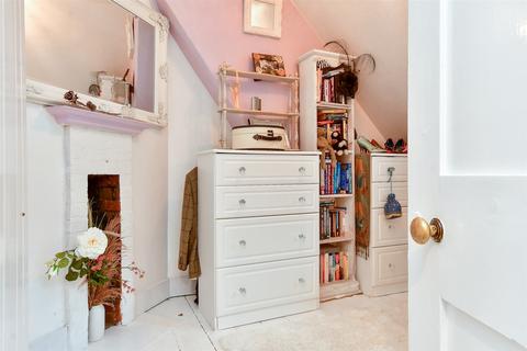 6, Broadmoor Cottages Broadmoor, Abinger Common, Dorking, RH5 6JY