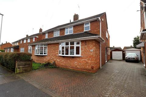 31 Blackthorn Drive, Luton, LU2 8EE