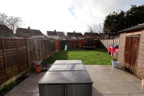 31 Blackthorn Drive, Luton, LU2 8EE
