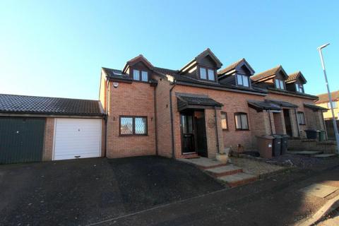 Tilgate, County View, Luton, Bedfordshire, LU2 8RR