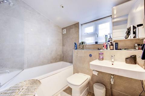 1 bedroom flat for sale, Stephendale Road, Sands End, London, SW6
