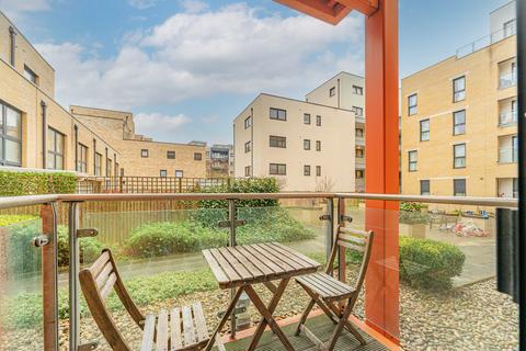 1 bedroom flat for sale - Park View Court, Bow E3