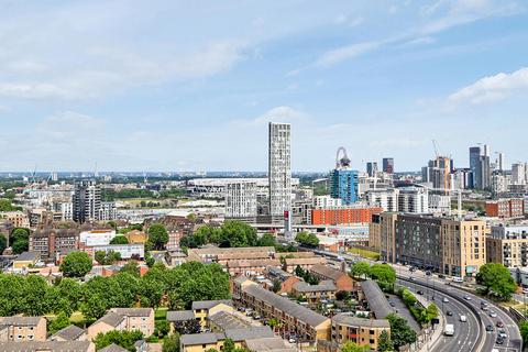 3 bedroom flat for sale, Marner Point, Bow E3