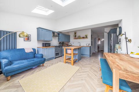 38 Holmdale Road, Chislehurst, BR7 6BZ