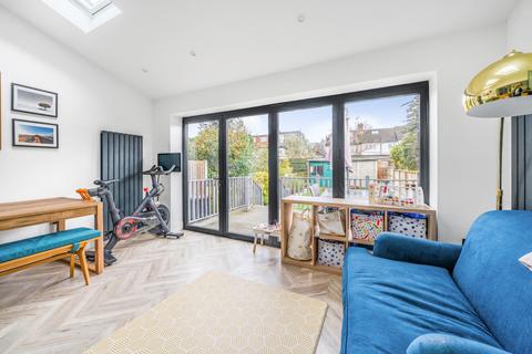 38 Holmdale Road, Chislehurst, BR7 6BZ