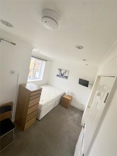 1 bedroom in a house share to rent - 20 Mast House Terrace, London, E14