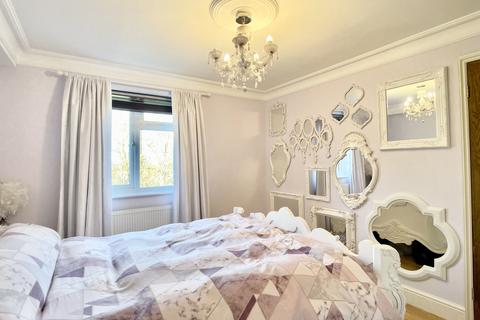3 bedroom semi-detached house for sale, Princes Road, Fleet Estate, Dartford, Kent, DA2