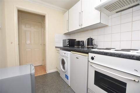 1 bedroom apartment for sale, Elland Road, Churwell, Morley, Leeds