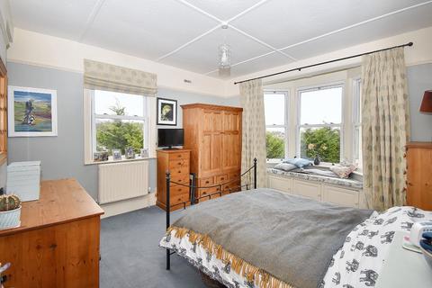 1 Bouchers Hill, North Tawton, EX20 2DG