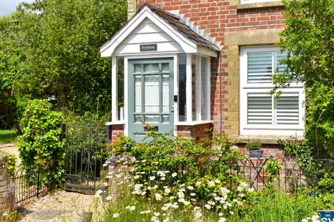 3 bedroom semi-detached house for sale, Pilley Street, Pilley, Lymington, SO41