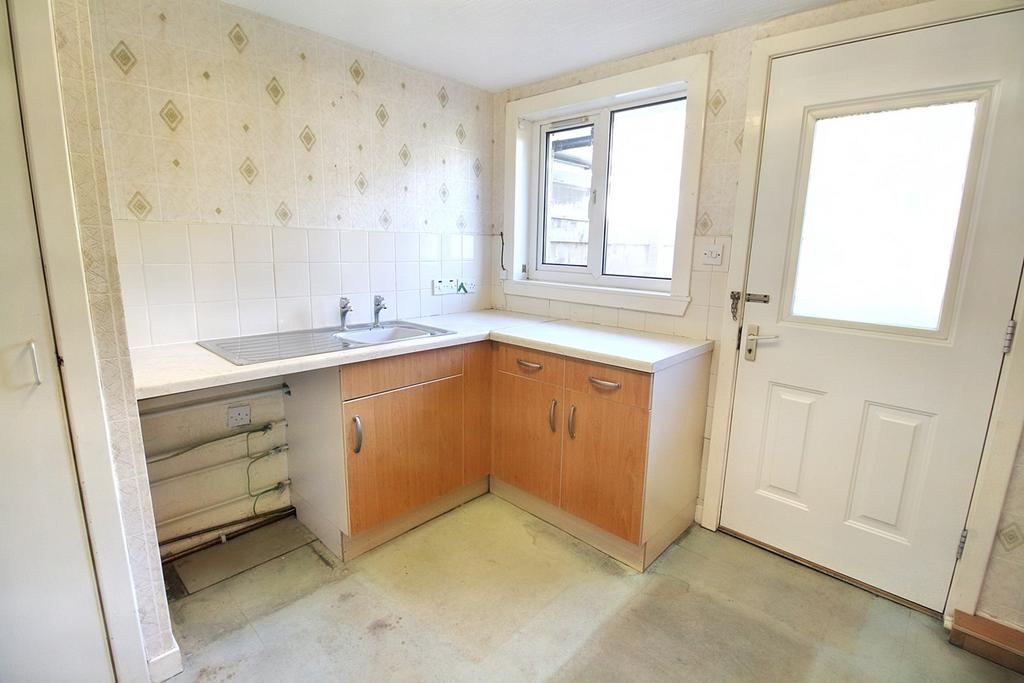 Allanbank Road, Kinbuck, Dunblane, FK15 2 bed semidetached bungalow