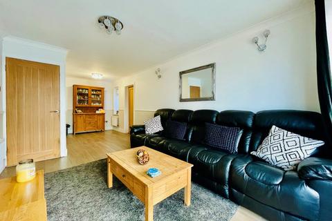 3 bedroom bungalow for sale, Brill Place, Bradwell Common, Milton Keynes, MK13
