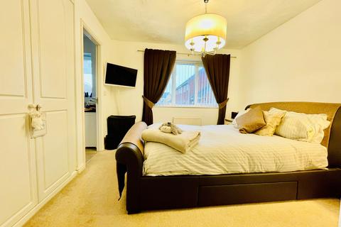 3 bedroom end of terrace house for sale, Cosway Place, Grange Farm, Milton Keynes, MK8