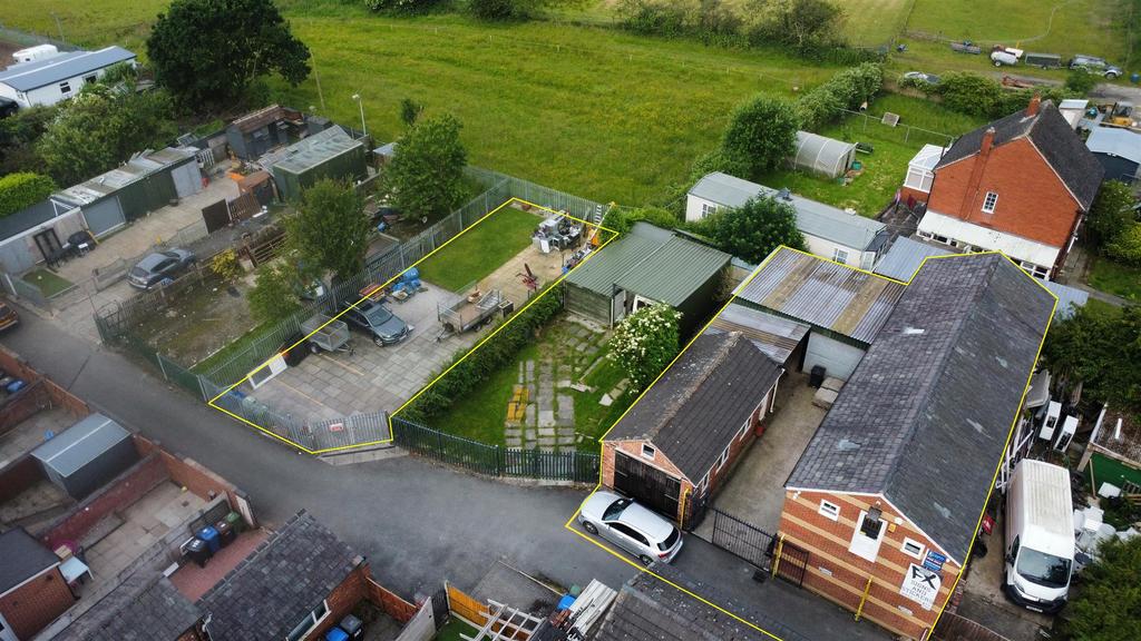 Warrington Road, Wigan WN2 Property for sale £270,000