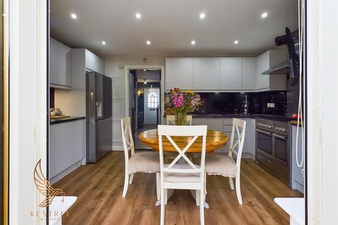 9 Blue Mans Way, Catcliffe, Rotherham, S60 5UR