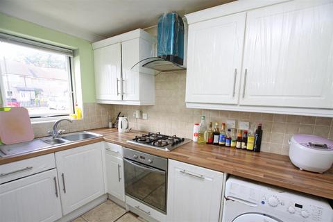 20 Broadlands Close, Bournemouth, BH8 0PN