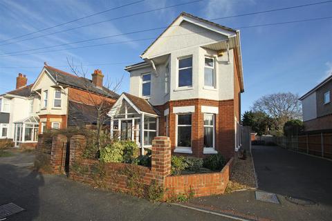 4 bedroom detached house for sale - Beswick Avenue, Bournemouth