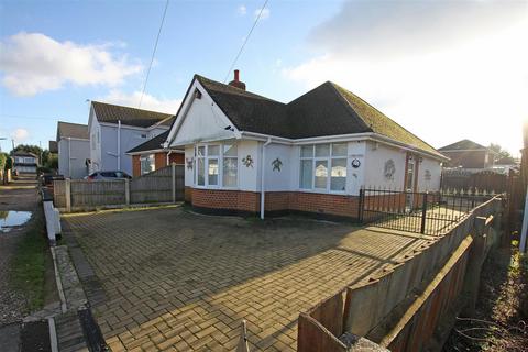 2b Edward Road, Bournemouth, BH11 8SX