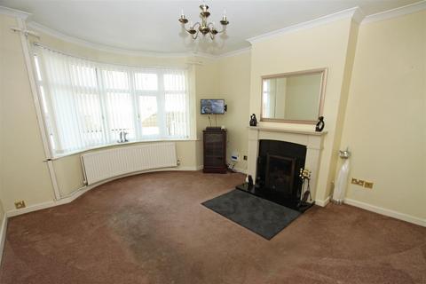 2b Edward Road, Bournemouth, BH11 8SX