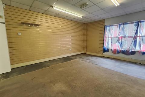 Warehouse to rent - Camberwell Street, Manchester