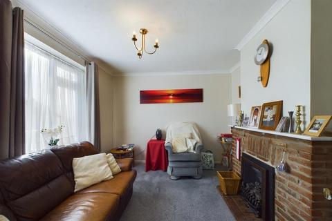 3 bedroom terraced house for sale, Eastland Road, Chichester