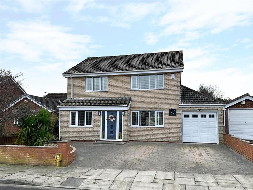 Dunelm Road, Elm Tree, StocktonOnTees, TS19 0TS 4 bed detached house