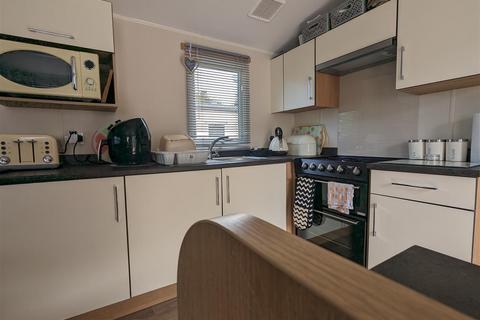 3 bedroom park home for sale, Bwlch Farm Caravan Park, Deganwy, Conwy