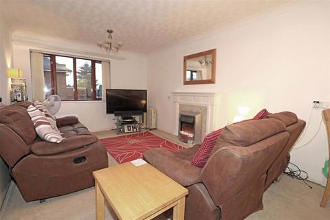 1 bedroom retirement property for sale, Coten End, Warwick