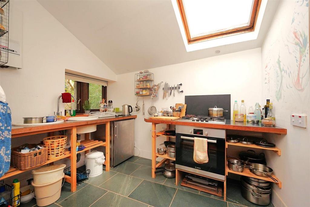 Second Kitchen