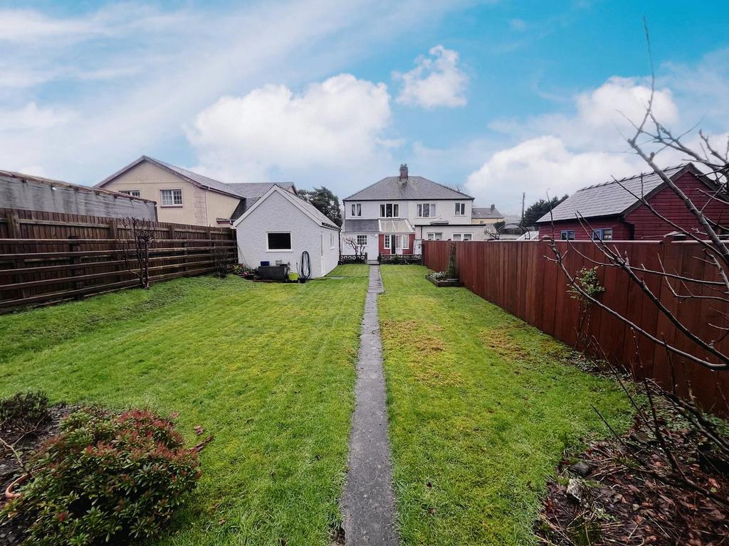 Garden Lane, Llandovery 3 bed house for sale £300,000