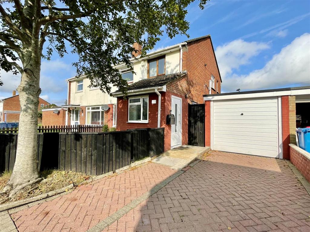 Egmont Road, Poole BH16 3 bed semidetached house for sale £319,950