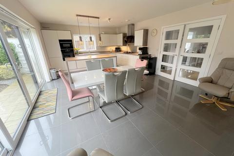 5 Evergreen Close, Poole, BH16 5FL
