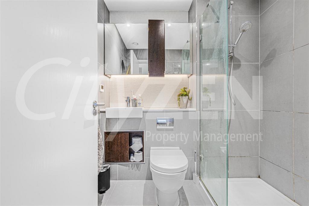 En suite shower room