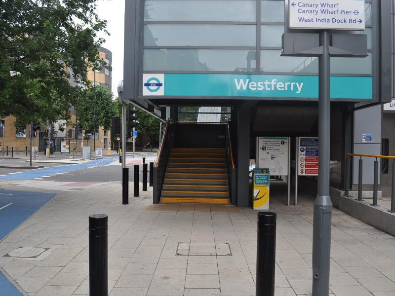 Westferry dlr