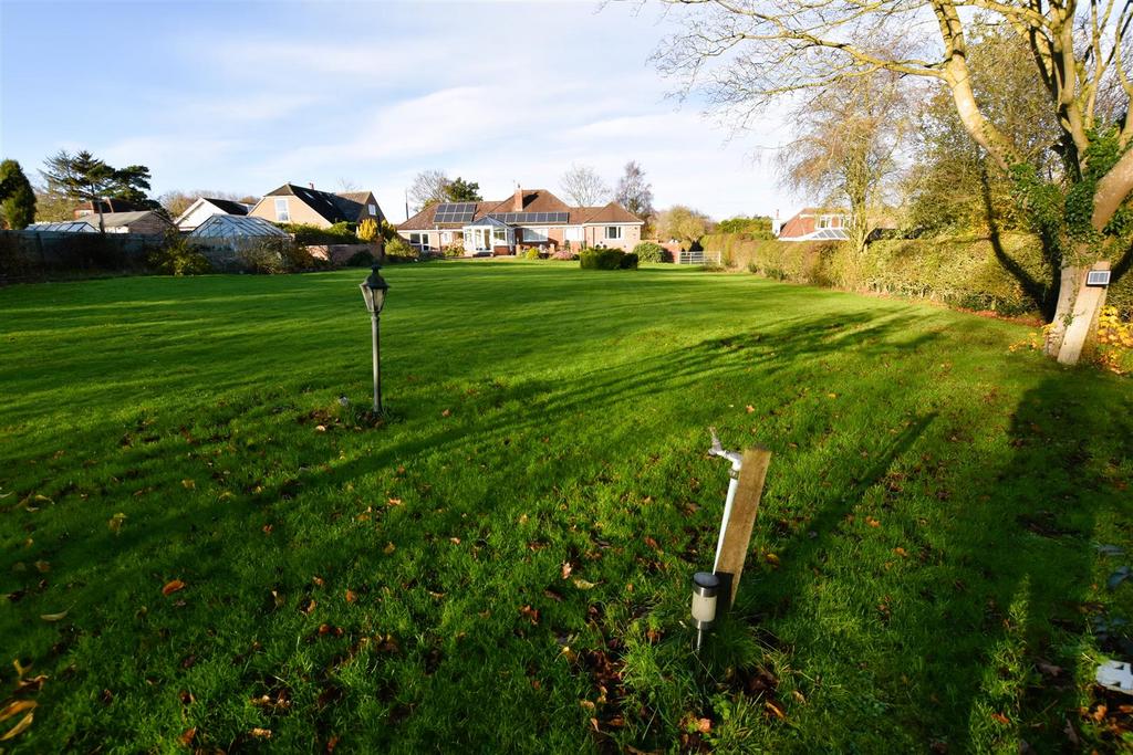 Rear Garden - Image Four.JPG