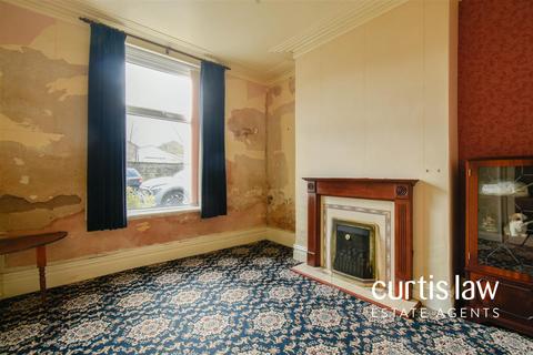 15 Moss Fold Road, Darwen, BB3 0AQ