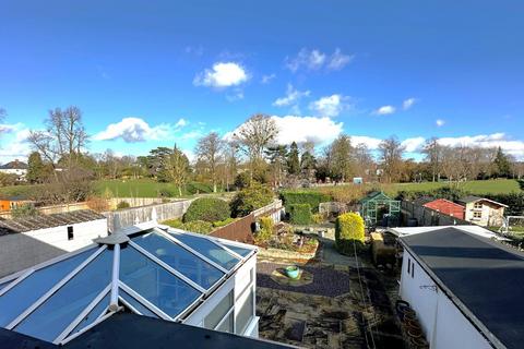 61 Bournside Road, Cheltenham, GL51 3AL