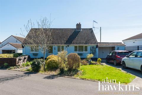 2 Windsor Close, Hook, Swindon, SN4 8EE
