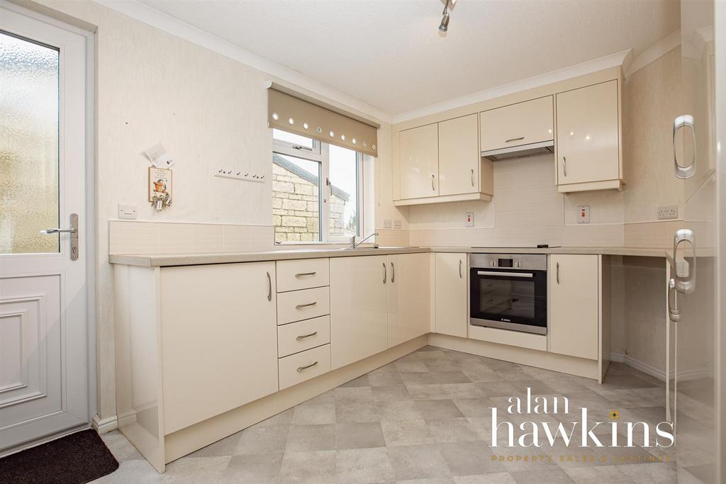 Lillybrook Estate, Lyneham 2 bed park home for sale £180,000