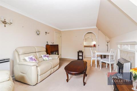 1 bedroom retirement property for sale, High Street, Hoddesdon