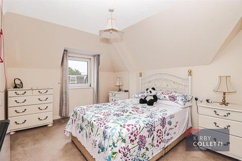 1 bedroom retirement property for sale, High Street, Hoddesdon