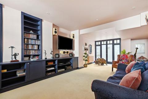 6 bedroom semi-detached house for sale, South Parade, London, W4